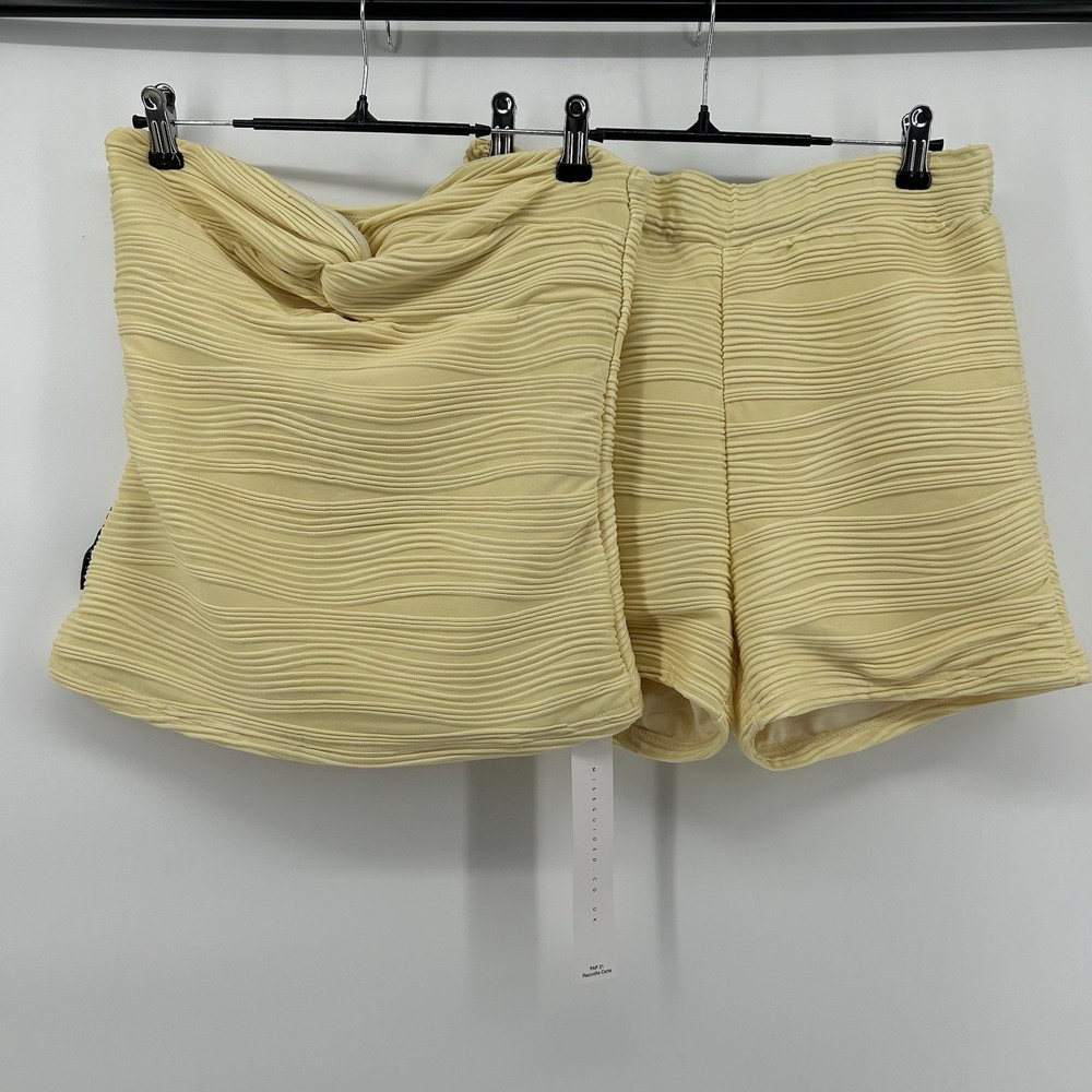Missguided 2 Piece Set Womens M Butter Yellow Tube Top Shorts Ribbed Coastal NWT